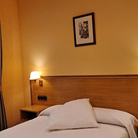 Pension La Concha San Sebastián Esterno foto