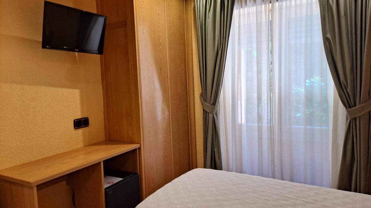 Pension La Concha San Sebastián Esterno foto