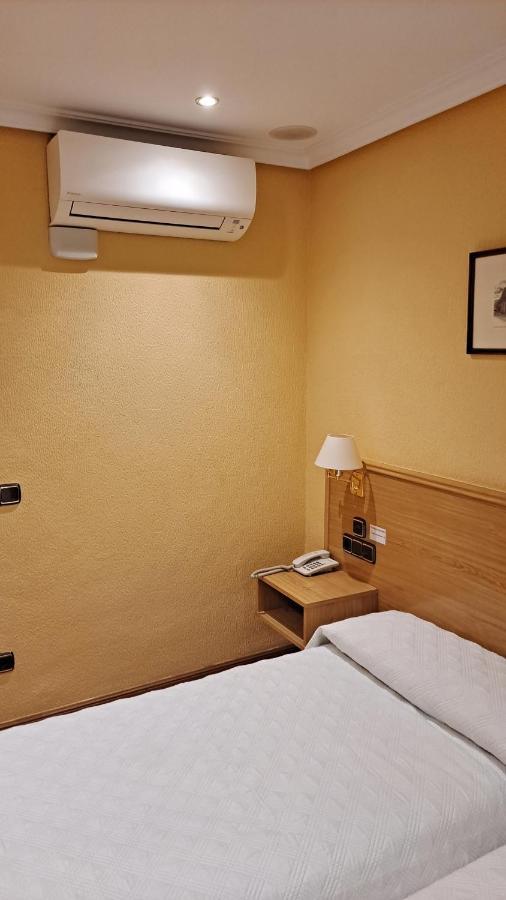 Pension La Concha San Sebastián Esterno foto