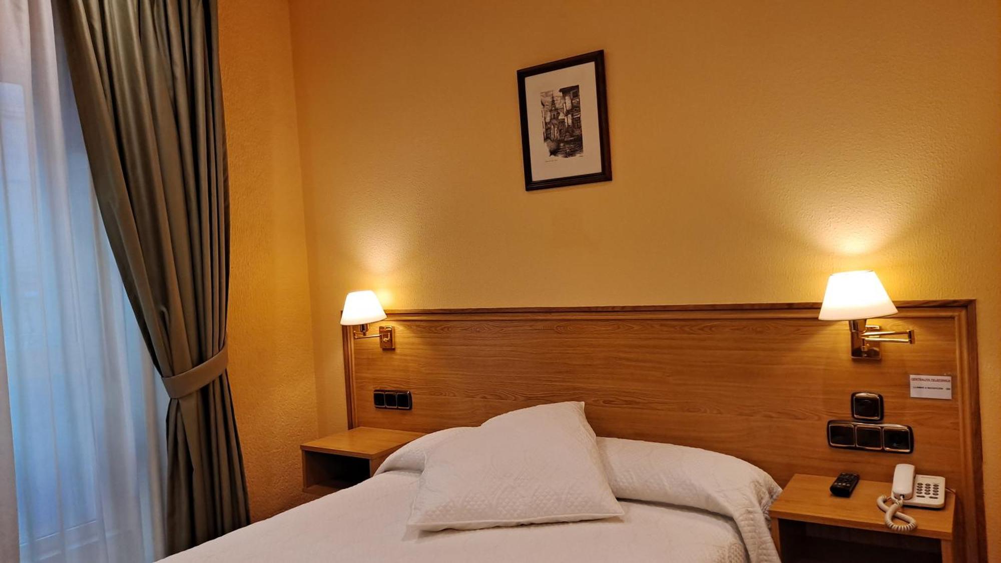 Pension La Concha San Sebastián Esterno foto