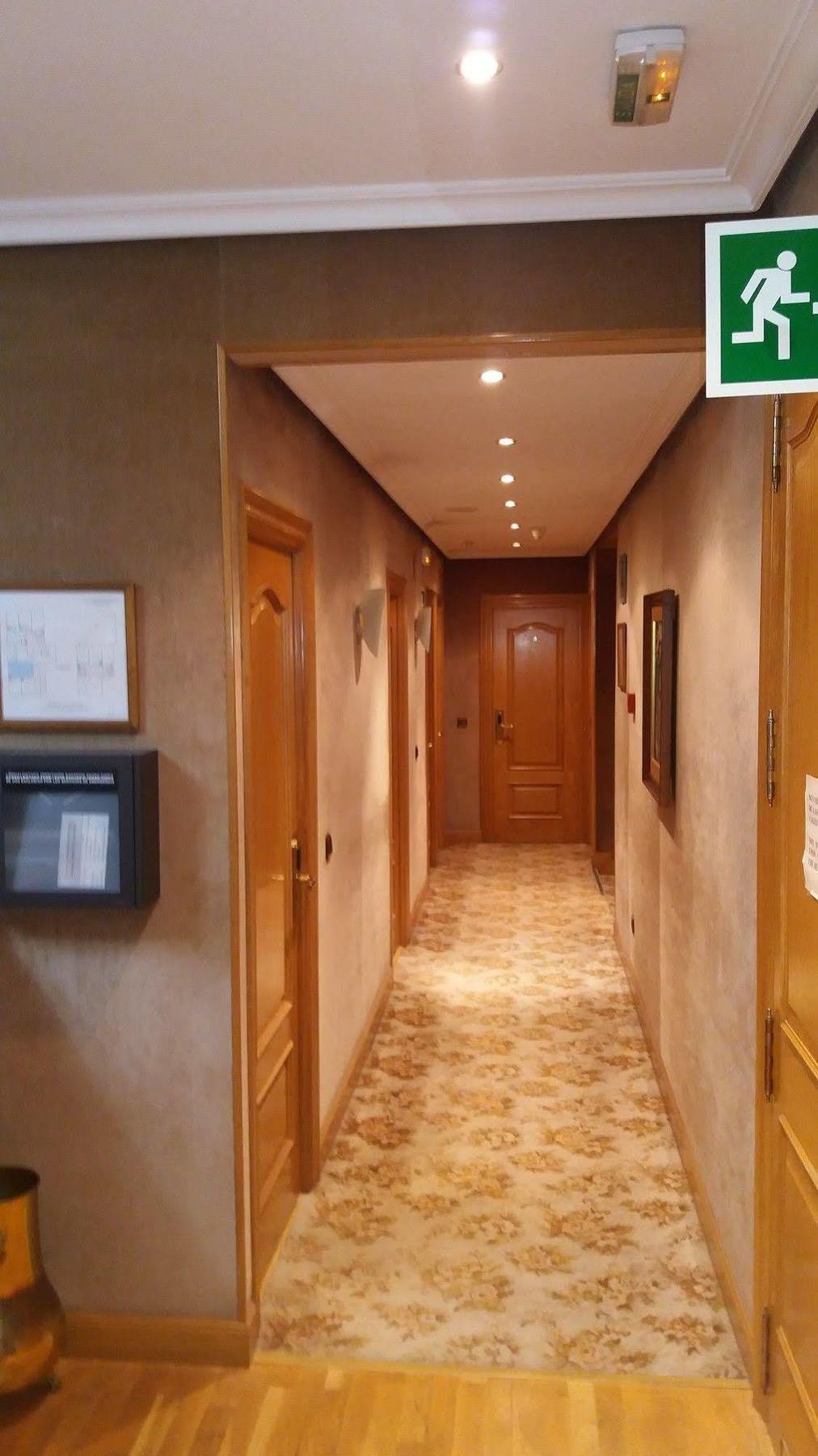 Pension La Concha San Sebastián Esterno foto