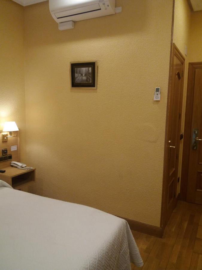 Pension La Concha San Sebastián Esterno foto